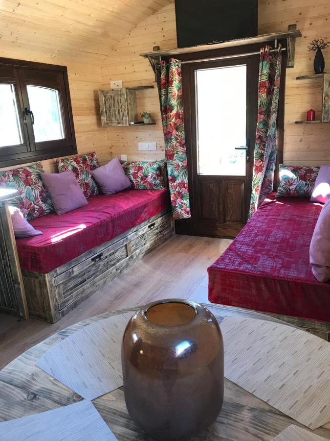 Roulotte de Florette Tourrettes-sur-Loup Extérieur photo